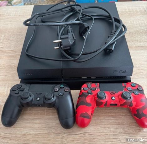 Console PS4 + 2 manettes