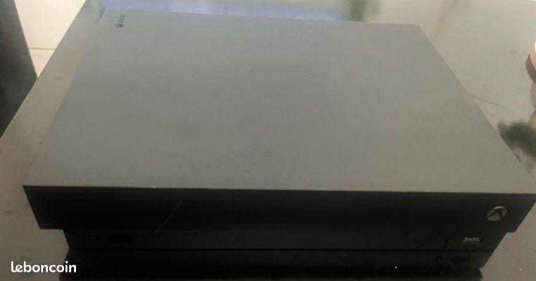 Console Xbox one X 1To nu