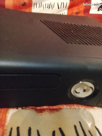 Console de jeux et jeux vidéo