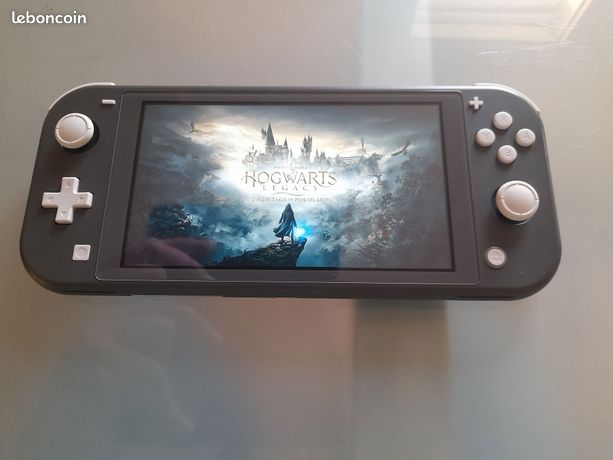 Console nintendo switch lite + chargeur+accessoires
