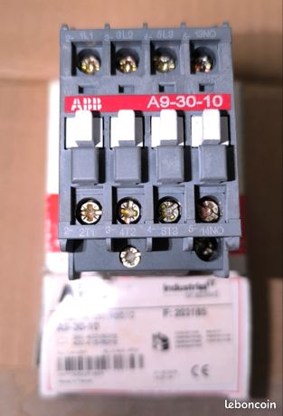Contacteur ABB A9-30-10 3 pôles + 1 auxiliaire 400V