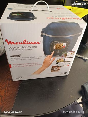 Cookeo tCookeo touch pro connecté Moulinex avec balance intégré et encore 14moisUn est possible par contre le prix est ferme
