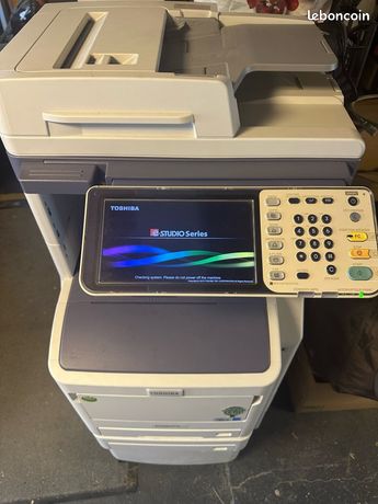 Copieur scanner imprimante A4 noir et blanc Toshiba