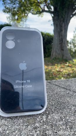 Coque iPhone 16 noire