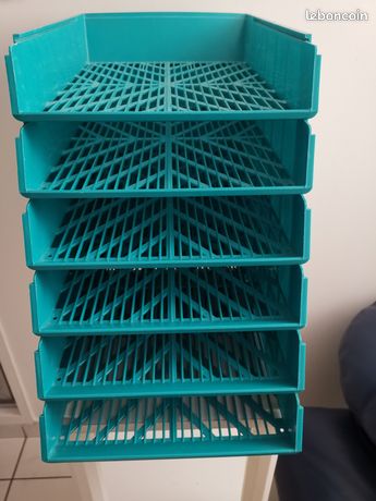 Corbeilles à courrier