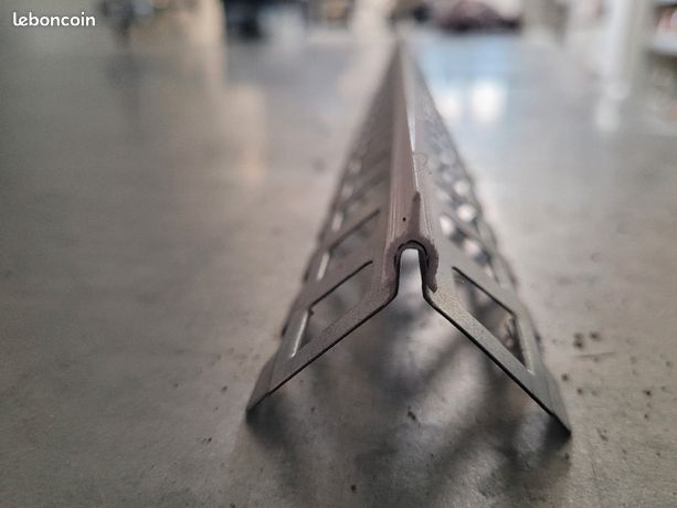 Cornière d'angle enduit