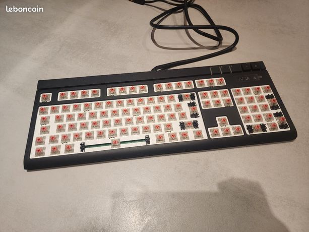 Corsair strafe sans touches