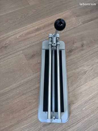 Coupe-carreau 300 mm