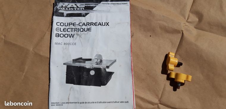 Coupe carreau électrique