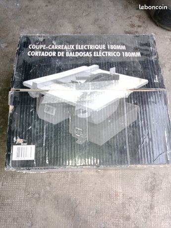 Coupe carreaux électrique