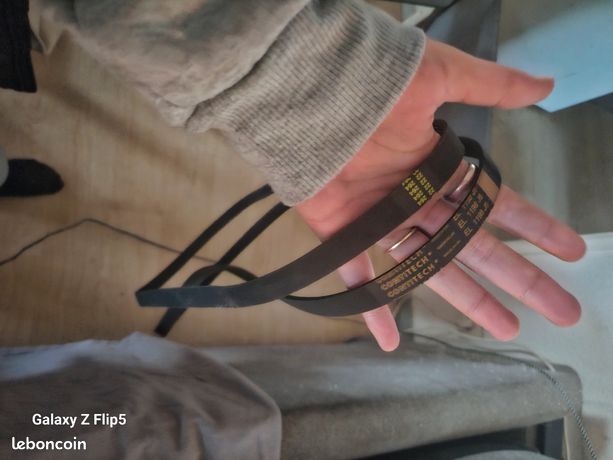 Courroies machine a laver