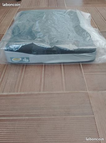 Coussin anti escarres Alova WINNCARE 45 cm x 44 cm DANS SON EMBALLAGE