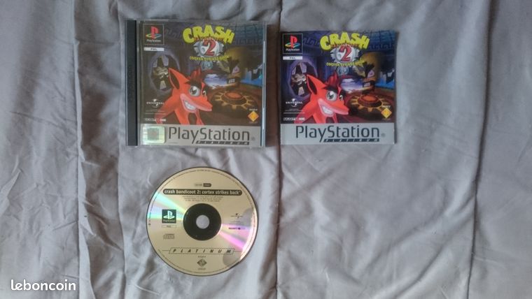 Crash Bandicoot 2 Cortex Strikes Back Playstation
