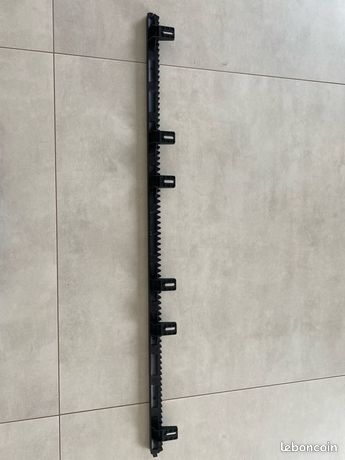 Crémaillère portail coulissant 1m