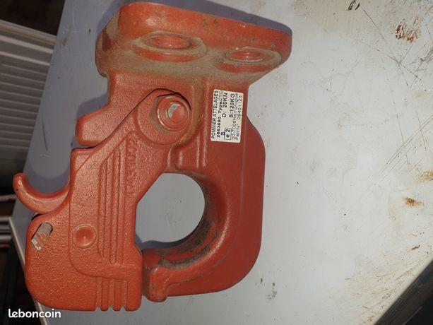 Crochet d'attelage btp