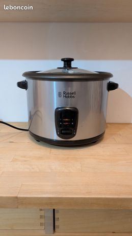 Cuiseur à riz Russell Hobbs 18L 10 tasses