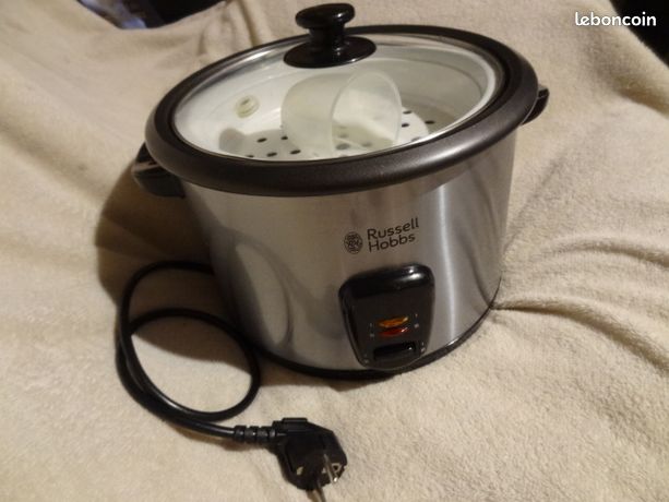 CUiSEUR... RUSSELL-HOBBS.. 3..LiTRES