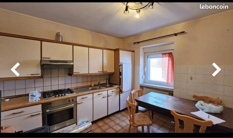 Cuisine 332 m + réfrigérateur inclus bon état à récupérer rapidement