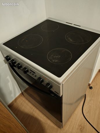 Cuisinière vitrocéramique ESSENTIELB ECV605s