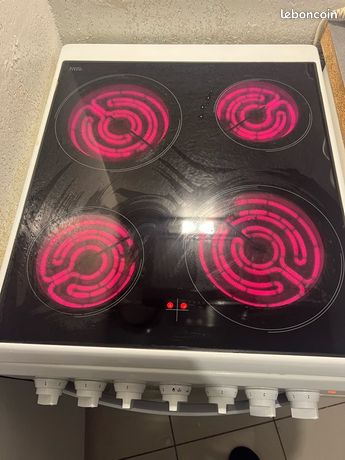 Cuisinier electrique Indesit