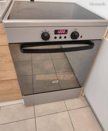 Cuisinière à induction Faure Electrolux