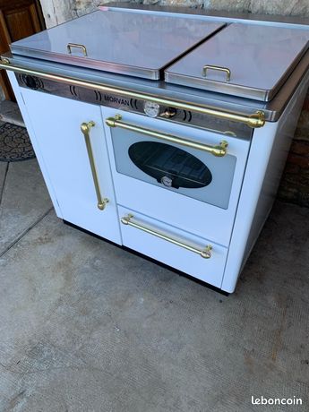 Cuisinière bois bouilleur Morvan quasi neuf
