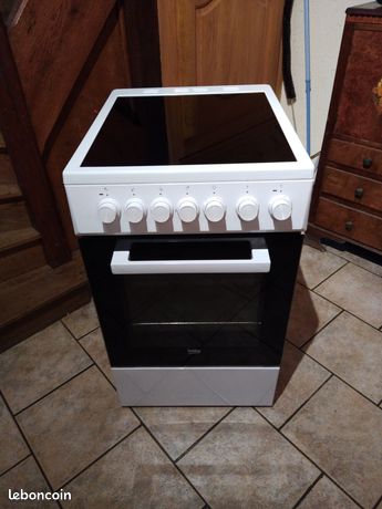 Cuisinière électrique 4 feux/ four