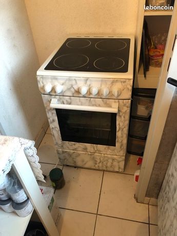 Cuisinière électrique avec four