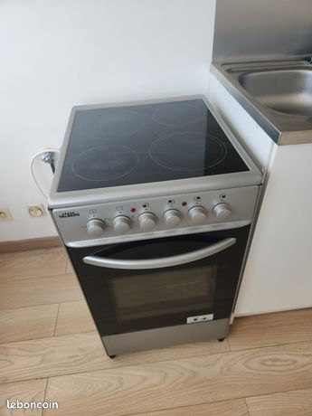 Cuisinière électrique four + 4 plaques vitrocéramique