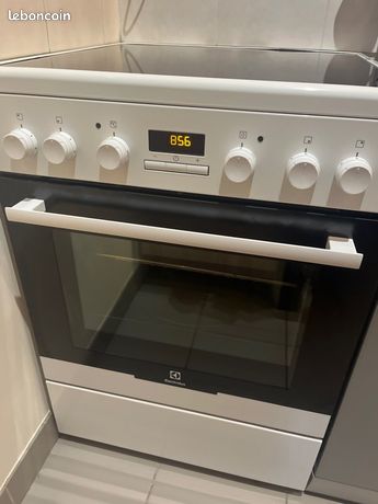 Cuisinière électrique