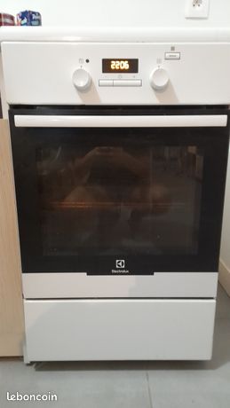 Cuisinière Electrolux en