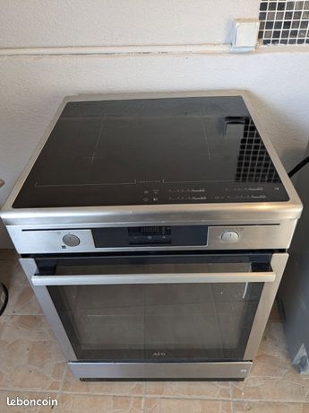 Cuisinière induction AEG Four 73L