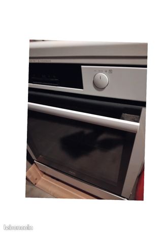 Cuisinière induction AEG