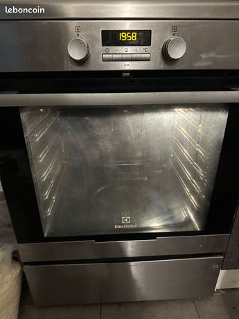 Cuisinière induction electrolux