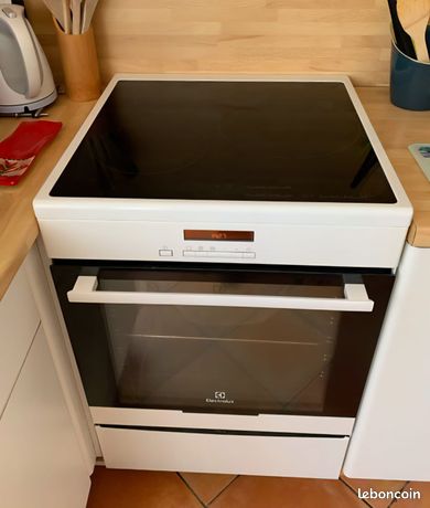 Cuisinière induction ELECTROLUX