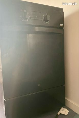 Cuisinière induction (plaques induction et four électrique)