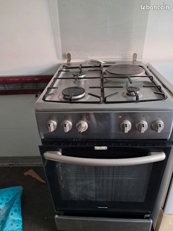 Cuisinière récente bon état