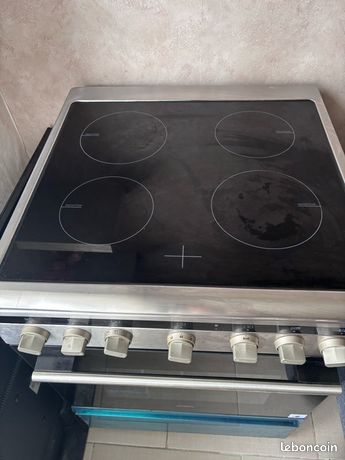 Cuisinière Valberg à induction – Très bon état