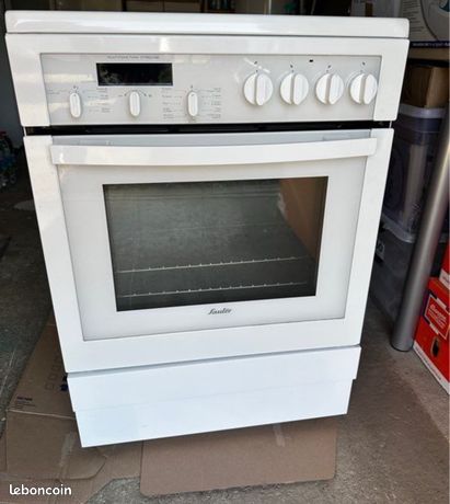 Cuisinière vitrocéramique sauter