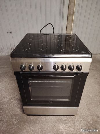 Cuisinière Vitrocéramique tt électrique LIVRAISON possible