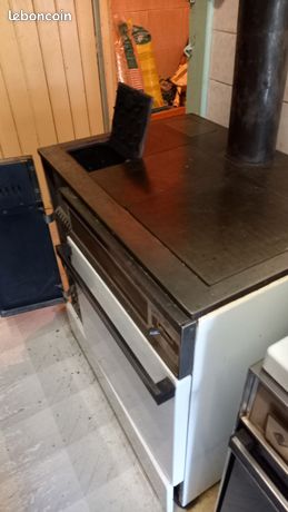 Cuisinière à bois