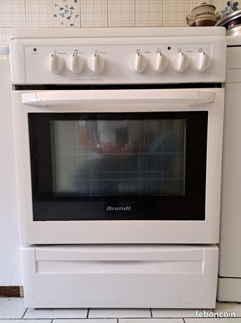 Cuisinière électrique vitrocéramique BRANDT KVP660W