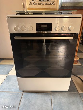 Cuisinière gaz Bosch digital Serie 4 Hxr39ag20