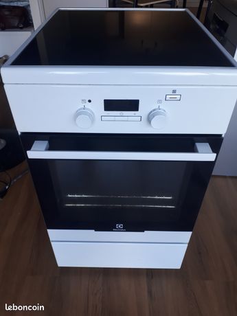 Cuisinière induction ELECTROLUX