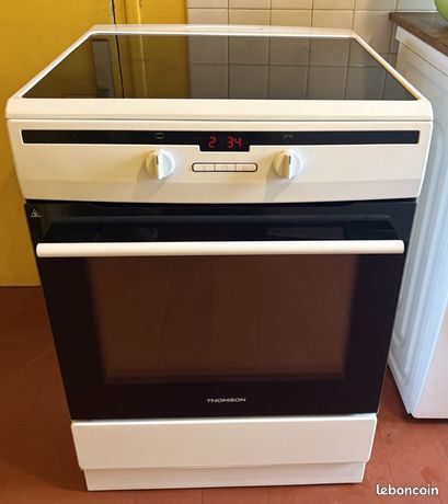Cuisinière induction Thomson