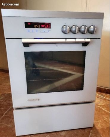 Cuisinière vitrocéramique de Dietrich