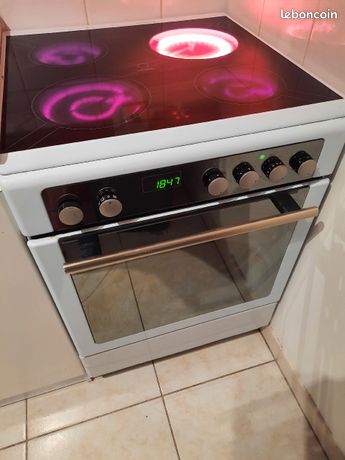Cuisiniere vitrocéramique Sholtes