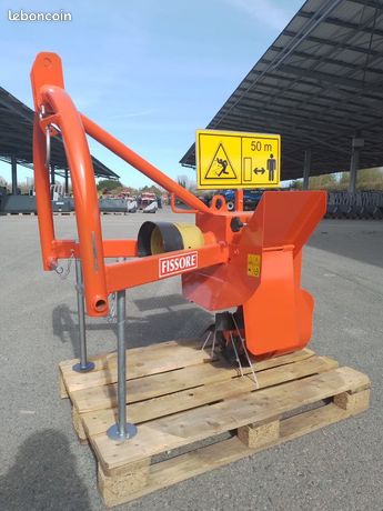 Cureuse de fossé, rigoleuse