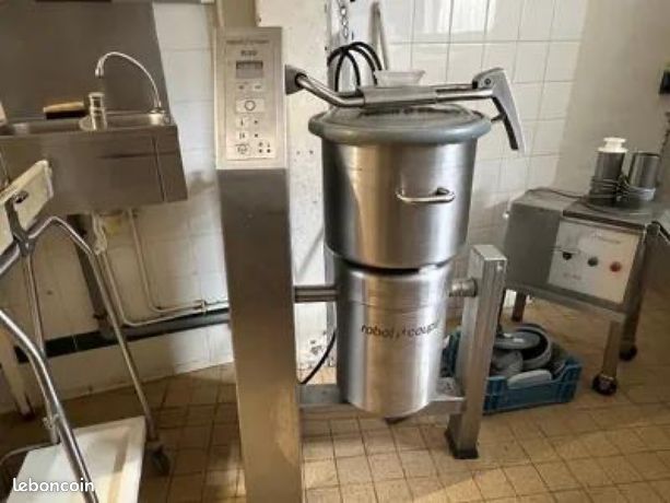 Cuter robot coupe r30