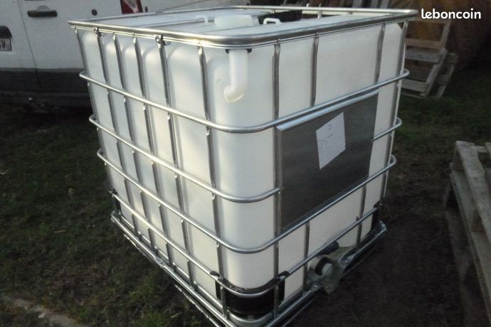 Cuve 1000L servie 1 fois 60 euro